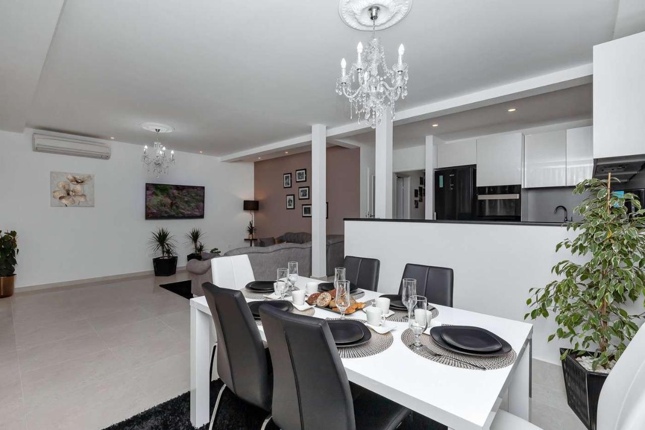 Luxurious Apartment Nino Макарска Экстерьер фото