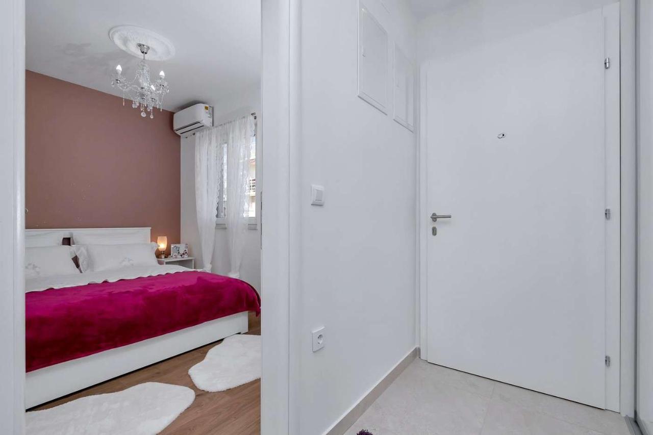 Luxurious Apartment Nino Макарска Экстерьер фото